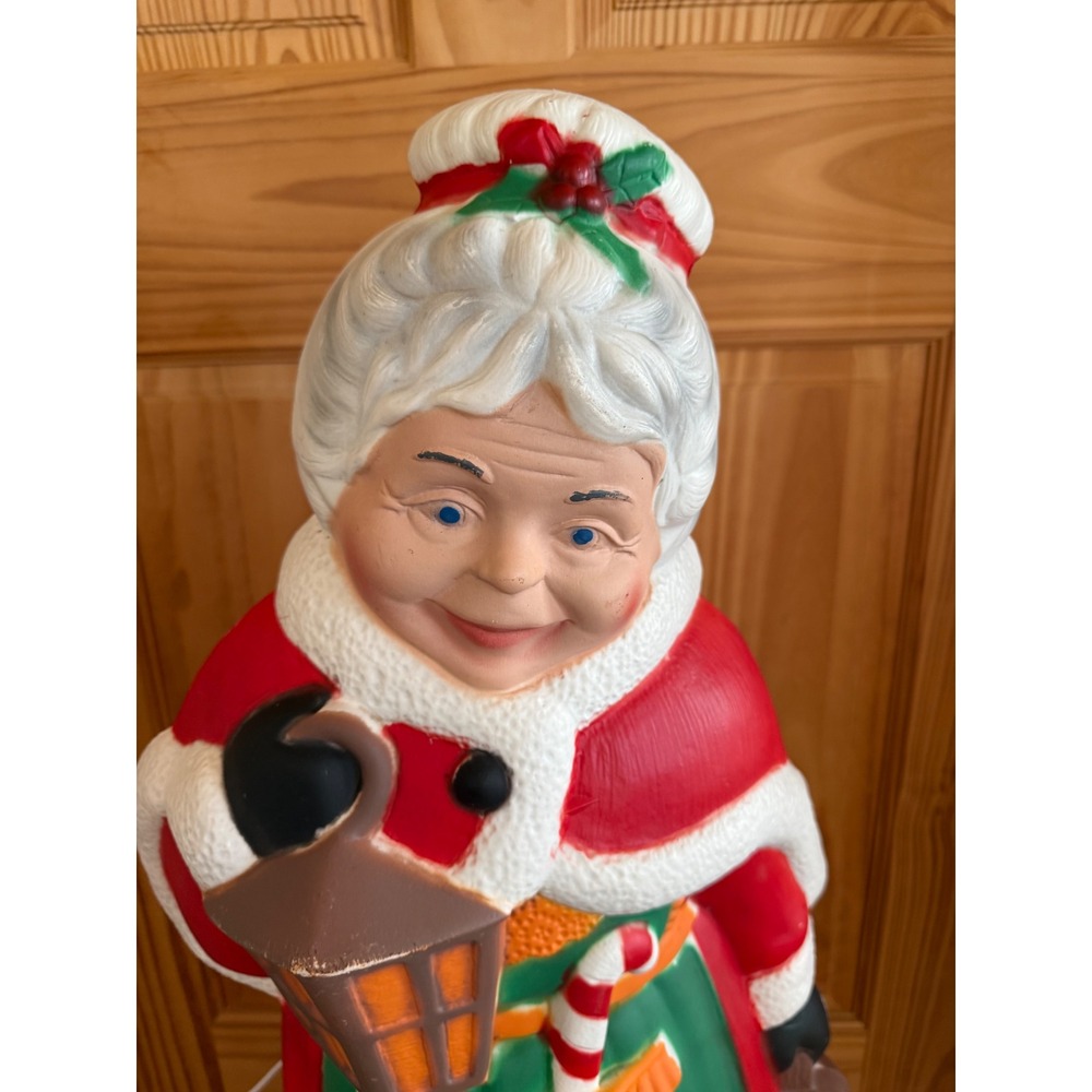 Vintage Mrs Claus Christmas Blow Mold Light Up Outdoor Decor 37 Inch Empire - Picture 3 of 12